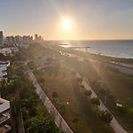 Apartamento Moderno Vista Al Mar, Piscina, Jacuzzi, Sauna, Turco