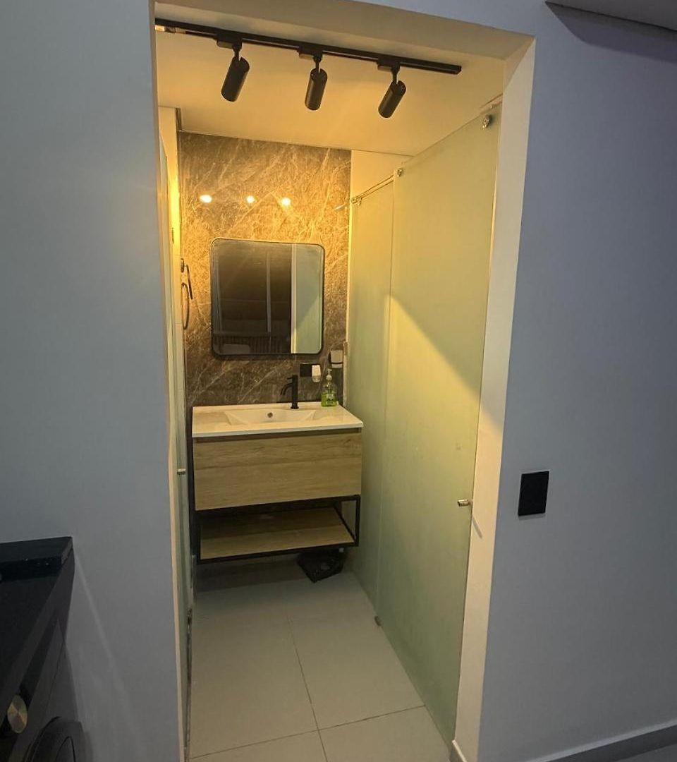 Apartamento Moderno Vista Al Mar, Piscina, Jacuzzi, Sauna, Turco