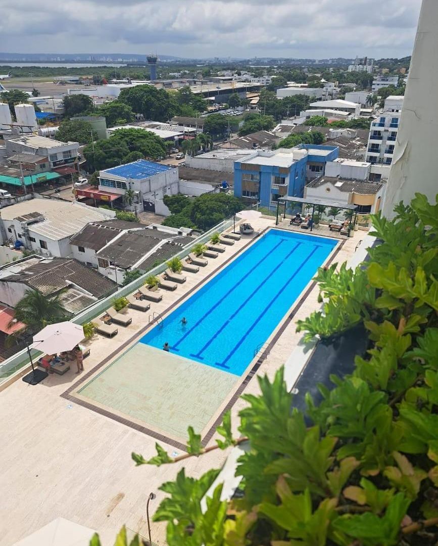 Apartamento Moderno Vista Al Mar, Piscina, Jacuzzi, Sauna, Turco