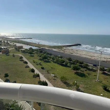 Moderno Vista Al Mar, Piscina, Jacuzzi, Sauna, Turco Apartment