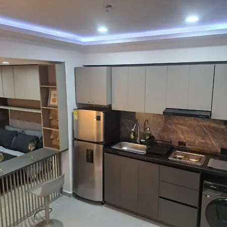 Moderno Vista Al Mar, Piscina, Jacuzzi, Sauna, Turco
